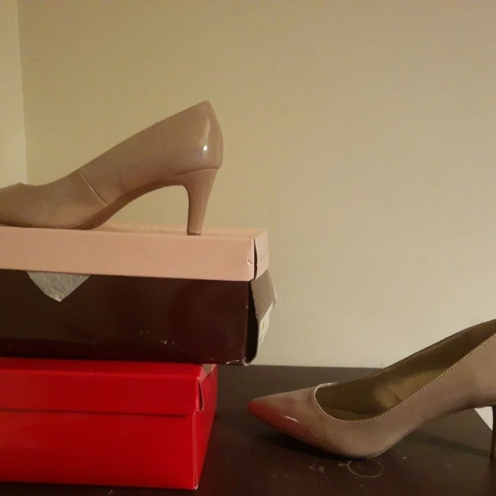 Bandolino Nude color Joseline Heels - Picture 5 of 6